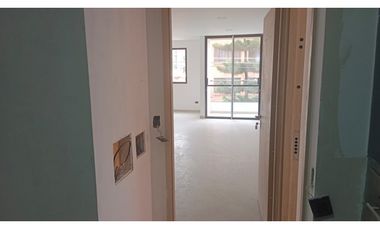 VENTA DE APARTAESTUDIO CASTELLANA