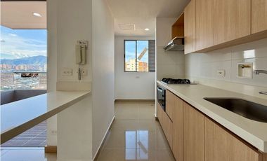 Apartamento en Sabaneta para la renta tradicional, piso 21