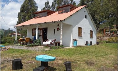 CASA CAMPESTRE SE VENDE FUQUENE CUND.
