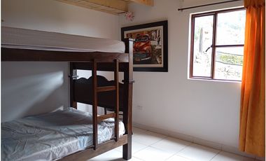 CASA CAMPESTRE SE VENDE FUQUENE CUND.