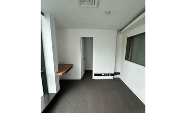 SE VENDE OFICINA EN LA AGUACATALA