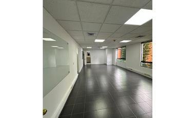 SE VENDE OFICINA EN LA AGUACATALA