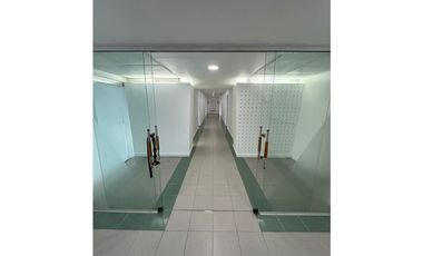 SE VENDE OFICINA EN LA AGUACATALA