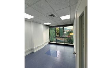 SE VENDE OFICINA EN LA AGUACATALA