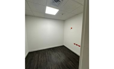 SE VENDE OFICINA EN LA AGUACATALA