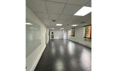 SE VENDE OFICINA EN LA AGUACATALA