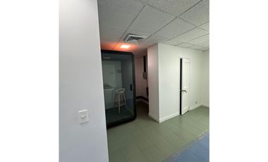 SE VENDE OFICINA EN LA AGUACATALA