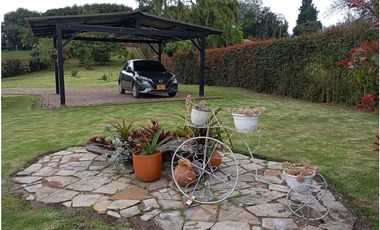 CASA CAMPESTRE SE VENDE TABIO CUND.