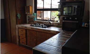 CASA CAMPESTRE SE VENDE TABIO CUND.