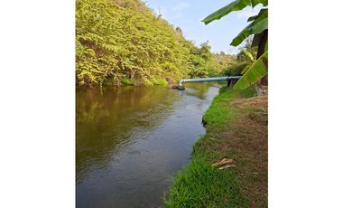 Terreno agrícola de 115 ha. con riego en San Lorenzo Del Mate Progreso