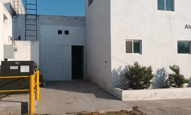 BODEGA EN VENTA  EL SAUZ, TEQUISQUIAPAN Sup 200 m2 ( Titulo de Propiedad )