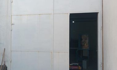 BODEGA EN VENTA  EL SAUZ, TEQUISQUIAPAN Sup 200 m2 ( Titulo de Propiedad )