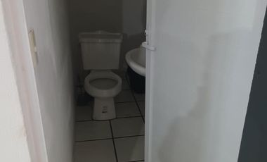 BODEGA EN VENTA  EL SAUZ, TEQUISQUIAPAN Sup 200 m2 ( Titulo de Propiedad )