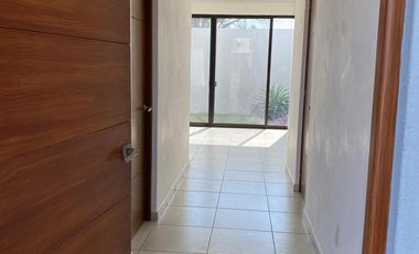 COMODA CASA EN RENTA EN LAS GRULLAS RESIDENCIAL