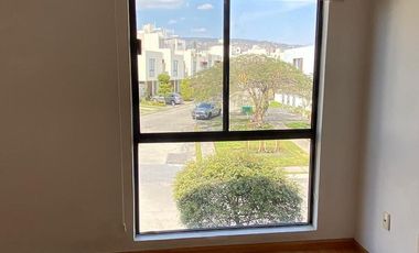 COMODA CASA EN RENTA EN LAS GRULLAS RESIDENCIAL