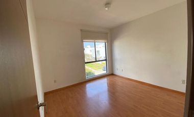 COMODA CASA EN RENTA EN LAS GRULLAS RESIDENCIAL