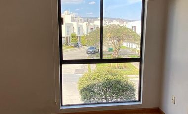 COMODA CASA EN RENTA EN LAS GRULLAS RESIDENCIAL