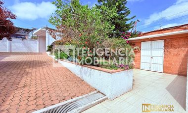 CASA CON ALBERCA EN VENTA - TLAMINCA TEXCOCO