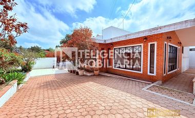 CASA CON ALBERCA EN VENTA - TLAMINCA TEXCOCO