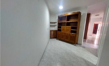 Casa barrio Malta Itagüí (primer piso)