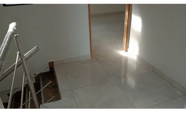 CASA EN ARRIENDO EN UNIDAD CERRADA