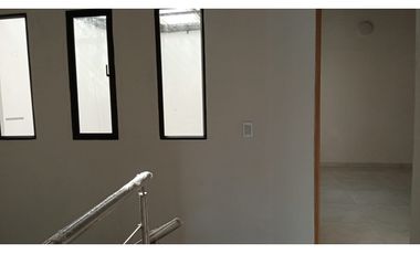 CASA EN ARRIENDO EN UNIDAD CERRADA