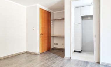 Av. Las Perdices 346 (1 Est ) [2193-6]