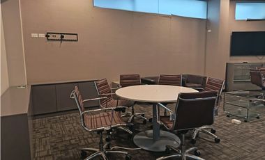 LLANO BONITO / PLAZA DEL ESTE CENTER / 90M / PISO BAJO / SOBRE VIA