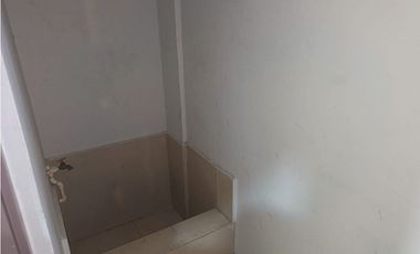 LLANO BONITO / PLAZA DEL ESTE CENTER / 90M / PISO BAJO / SOBRE VIA