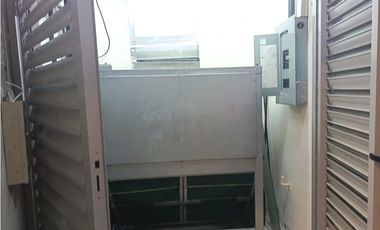 LLANO BONITO / PLAZA DEL ESTE CENTER / 90M / PISO BAJO / SOBRE VIA