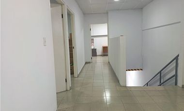 PLAZA DEL ESTE CENTER / LLANO BONITO / 100M / DIVISIONES / SOBRE VIA