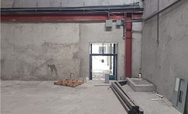 LLANO BONITO / PLAZA DEL ESTE CENTER / 550M / LOCAL CON BODEGA