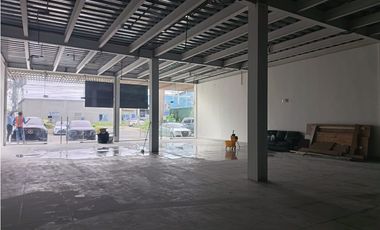 LLANO BONITO / PLAZA DEL ESTE CENTER / 550M / LOCAL CON BODEGA