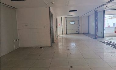 LLANO BONITO / PLAZA DEL ESTE CENTER / 550M / LOCAL CON BODEGA