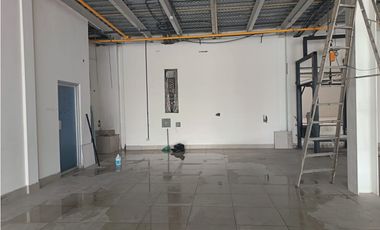 LLANO BONITO / PLAZA DEL ESTE CENTER / 550M / LOCAL CON BODEGA