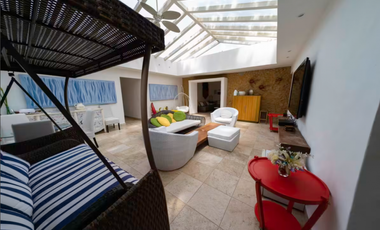 PUNTA BARCO / SAN JOSE / 6018M / 7 HABITACION / 5 PARKING / PISCINA