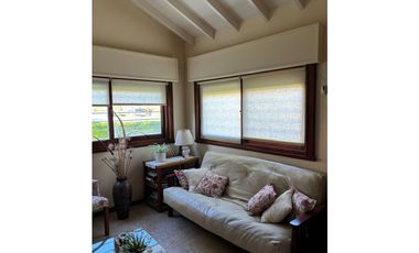 Venta Chalet a 1 cuadra de la playa!!! Gas natural!!