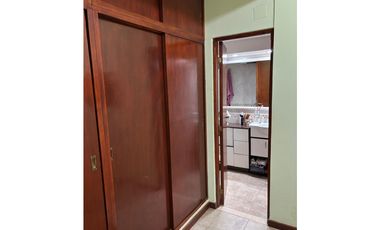 Venta Chalet a 1 cuadra de la playa!!! Gas natural!!