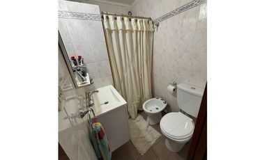 Venta Chalet a 1 cuadra de la playa!!! Gas natural!!