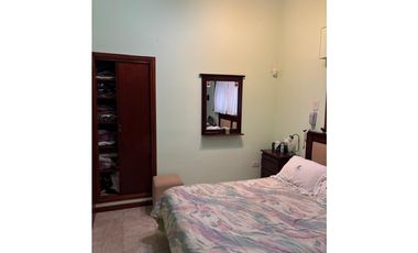 Venta Chalet a 1 cuadra de la playa!!! Gas natural!!