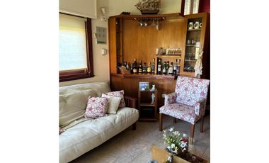 Venta Chalet a 1 cuadra de la playa!!! Gas natural!!