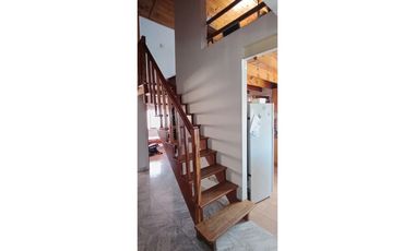 CHALET 4 AMB CON  GARAGE TALLER Y FOSA.