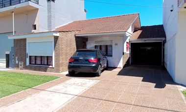 CHALET 4 AMB CON  GARAGE TALLER Y FOSA.