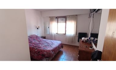 CHALET 4 AMB CON  GARAGE TALLER Y FOSA.