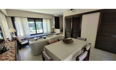 DUPLEX EN EXCELENTE ZONA A MTRS DEL MAR