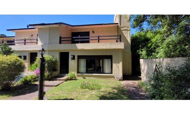 DUPLEX EN EXCELENTE ZONA A MTRS DEL MAR
