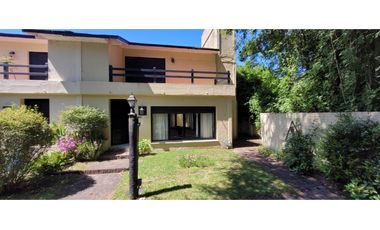 DUPLEX EN EXCELENTE ZONA A MTRS DEL MAR