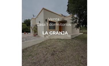 VENTA- CASA 1 DORM. + PILETA- LA GRANJA, CÓRDOBA