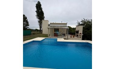 VENTA- CASA 1 DORM. + PILETA- LA GRANJA, CÓRDOBA