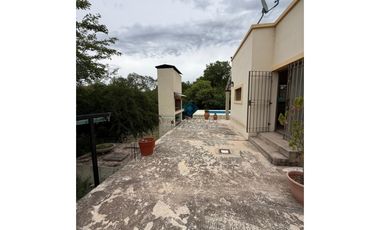 VENTA- CASA 1 DORM. + PILETA- LA GRANJA, CÓRDOBA